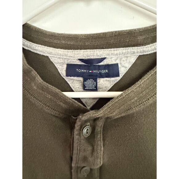? Vintage Tommy Hilfiger Thermal Army Green Men's Shirt sz Large - Picture 3 of 6